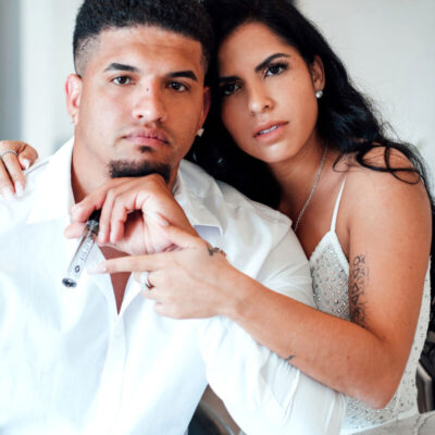 Embalagem disponível em: /en/ eye of love caliente. Pt