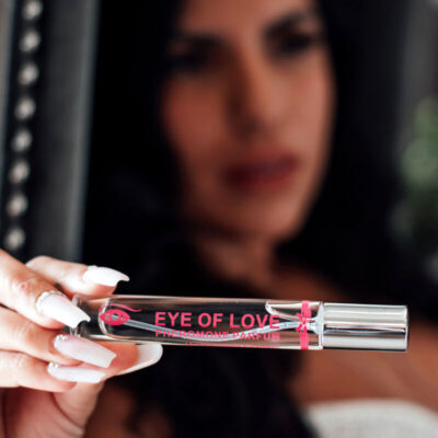 Embalagem disponível em: /en/ eye of love caliente. Pt