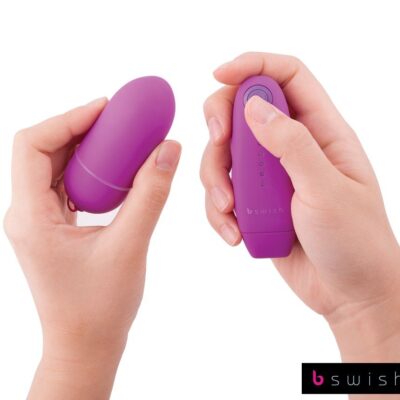 Uva clássica desencadeada bnaughty b swish caliente. Pt