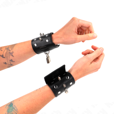 Kink - retenções de pulso punk com pontos 25 x 6 cm kink wrist restraint caliente. Pt