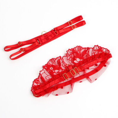 Subblime - 957506 conjunto de sutiã e liga de renda vermelho s/m subblime sets caliente. Pt